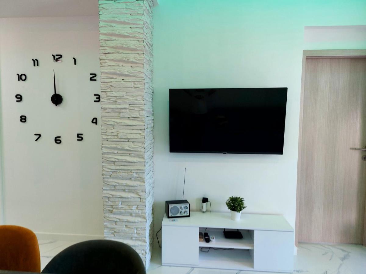 Apartman S Dvije Spavace Sobe Poreč Zewnętrze zdjęcie